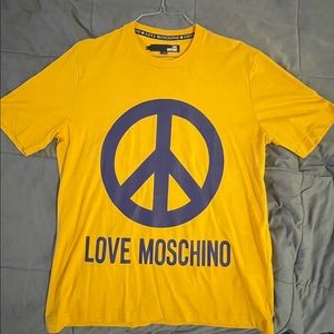 Authentic Large Yellow Love Moschino t-shirt
